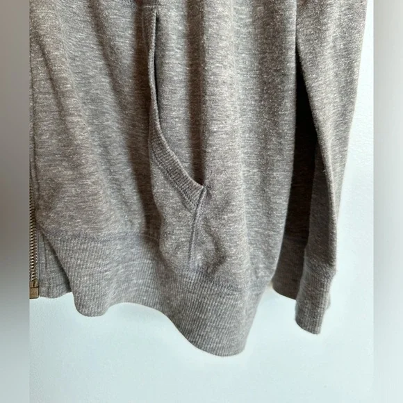 SOLD- Torrid Womens  Zip Up Hoodie Size 4 Plus Size Solid Grey Design Hood Full - Picture 3 of 6